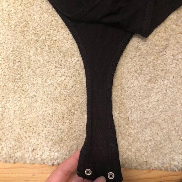 Dynamite Black Sleeveless V Neck Bodysuit ~ Size S Small - Picture 4 of 6